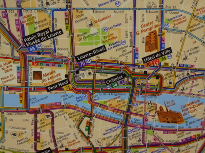 パリ、バスの路線図