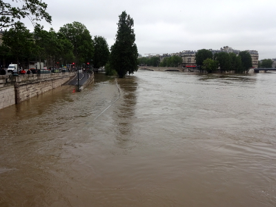 パリ 洪水