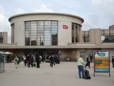 フランス国鉄（SNCF）、ディジョンの駅