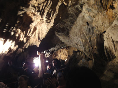 ベチャラム洞窟